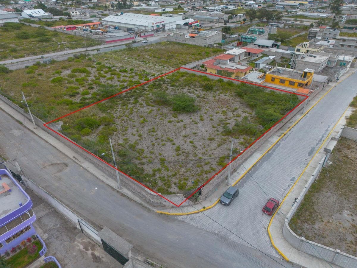 SAN ANTONIO DE PICHINCHA VENDO TERRENO SECTOR RUMICUCHO HUASIPUNGO 2.935 M2 - 1