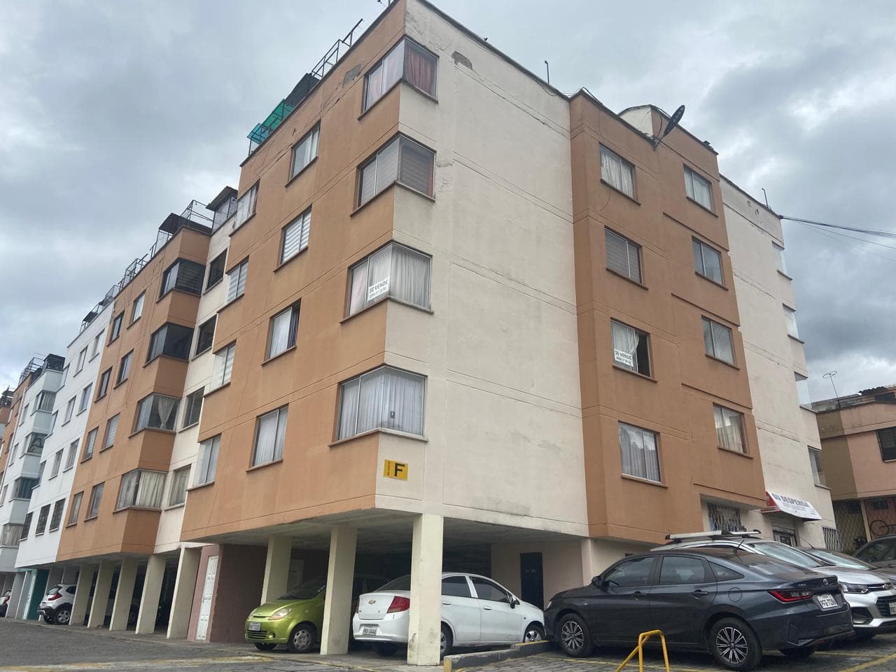 Venta de casa en Bellavista – 2 plantas, 85 m², excelente ubicación - 1