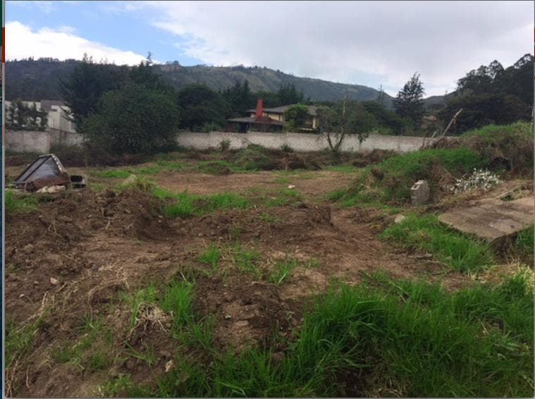 CUMBAYA.TERRENO DE VENTA.CIA INTERVALLES. IDEAL PARA CONSTRUCTORES - 1