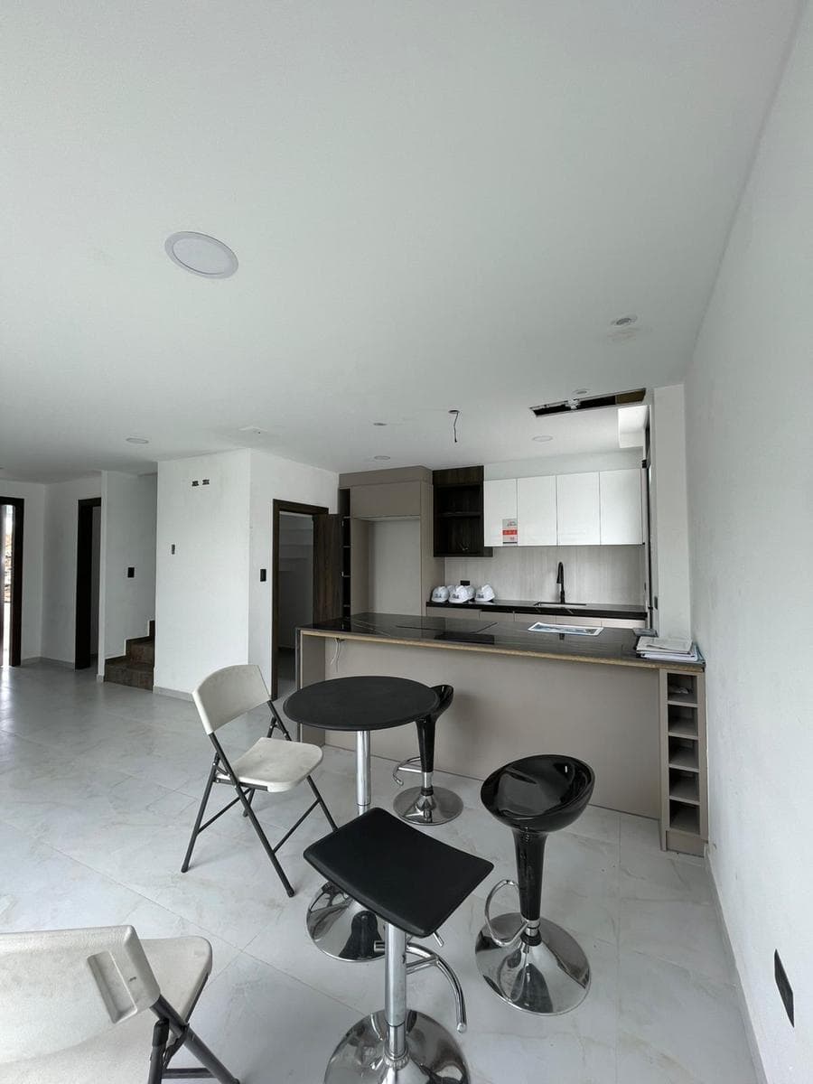 VENTA SUITE TUMBACO SECTOR LA MORITA. - 1
