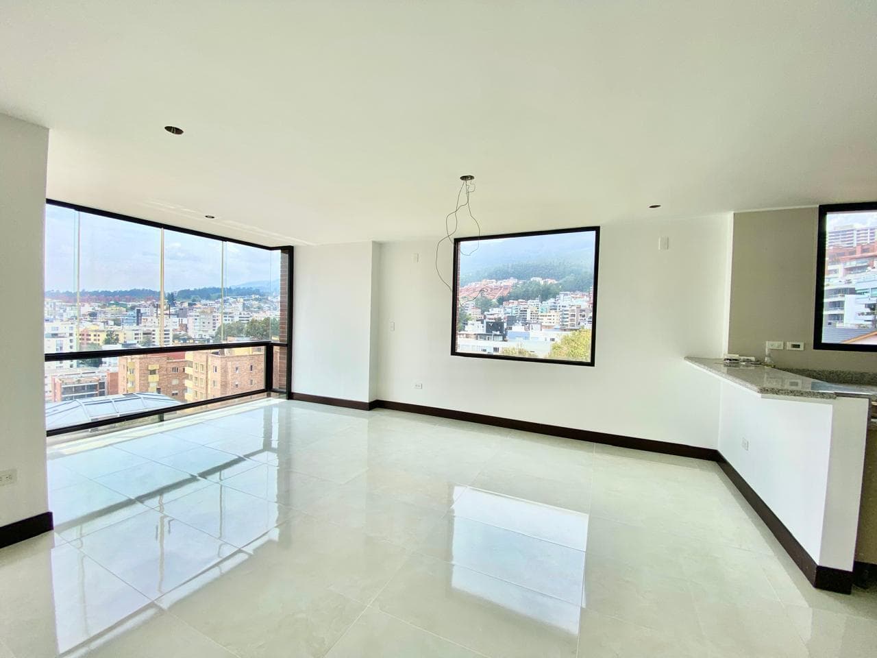Departamento con vista de venta Quito Tenis - 1