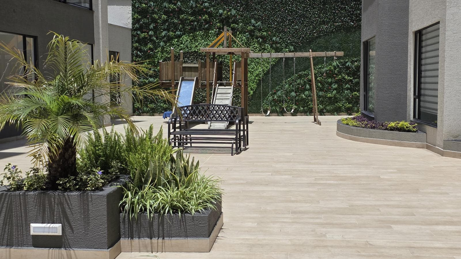 En Venta departamento en Norte de Quito - Torres San Isidro - 1