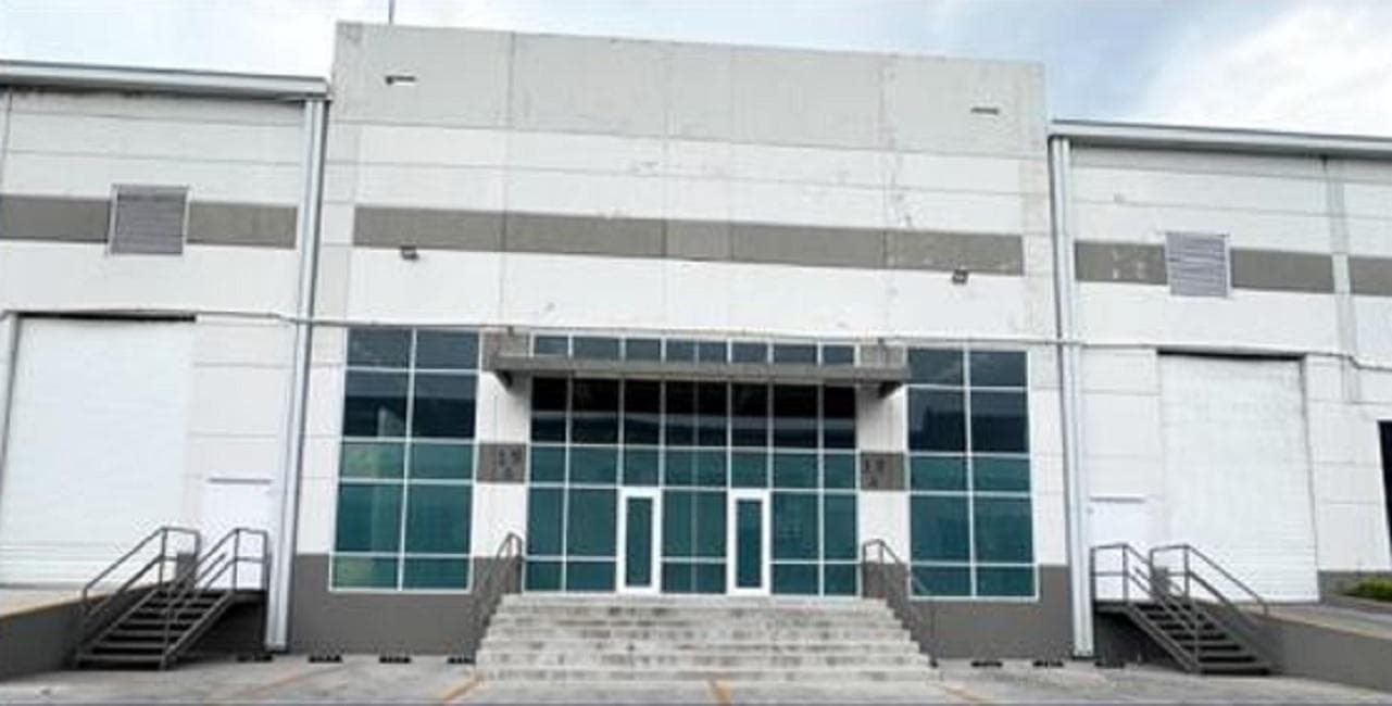 Bodega Industrial en Santiago de Querétaro de 1,600 m2 - 1
