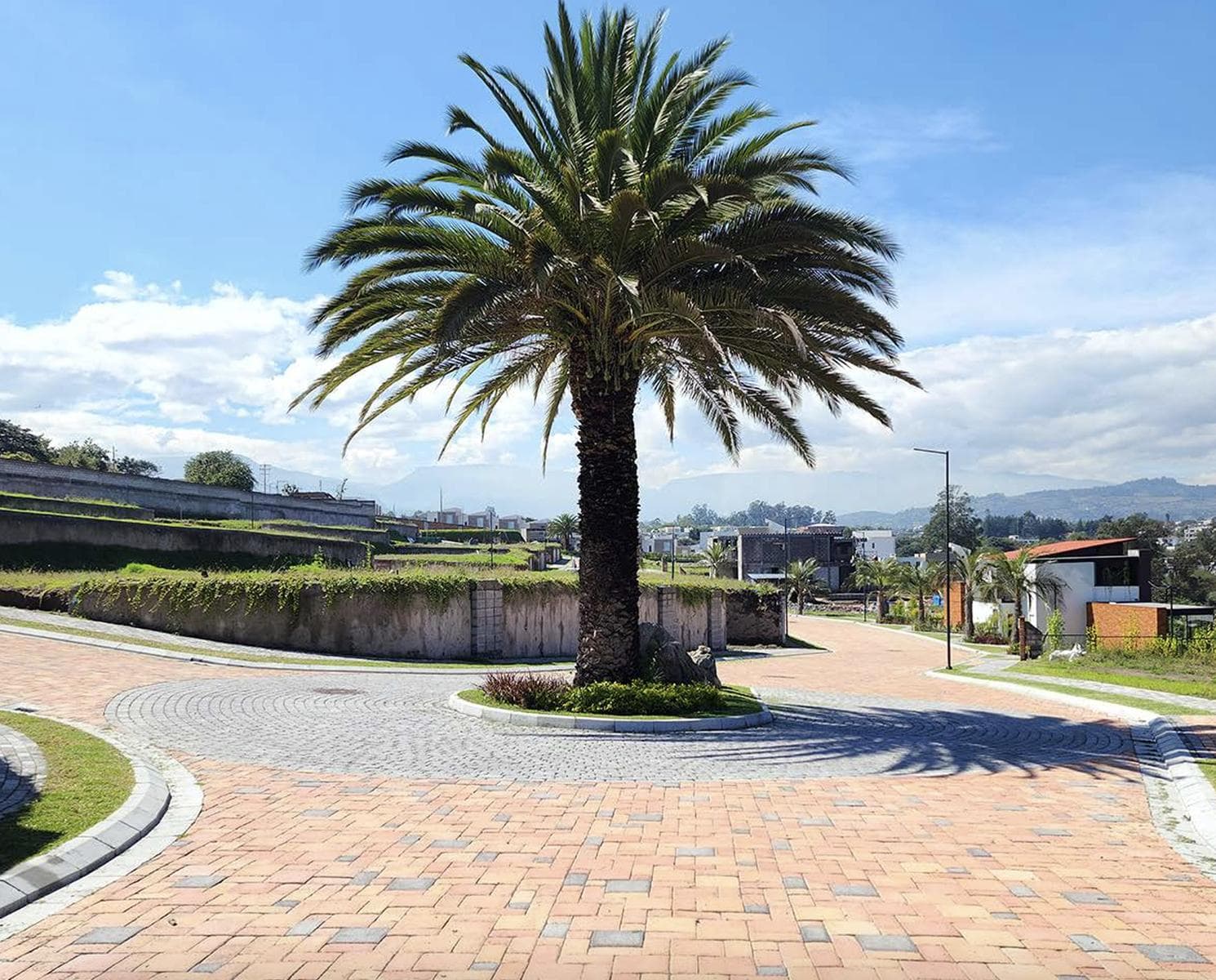 Tumbaco - Churoloma, exclusivo terreno de 600,73 m2 en venta LT-15 - 1