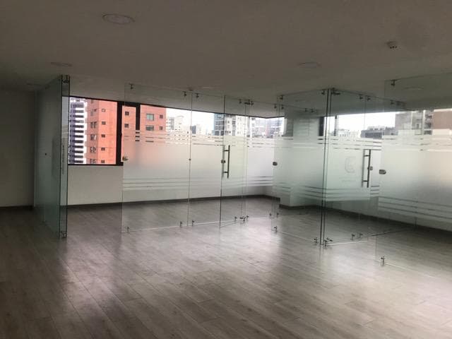LA CAROLINA - AV. DE LOS SHYRIS, OFICINA EN VENTA DE 82,61 M2 - 1