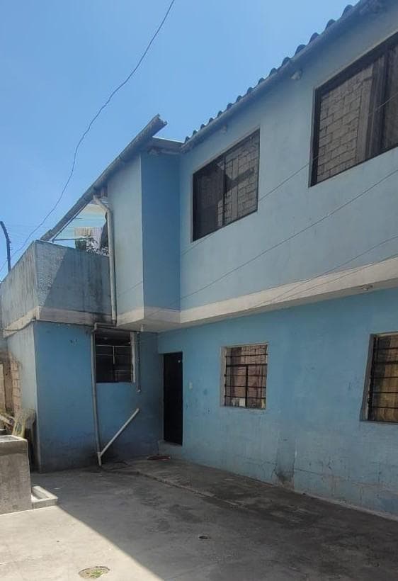 Casa Rentera en Venta - 1
