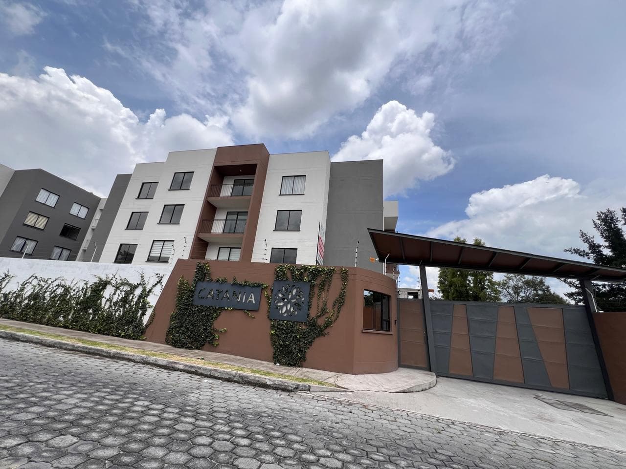 Departamento en venta Valle de los Chillos - 1