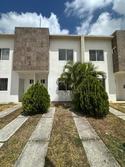Casa en Venta en Jardines III Cancun - 1