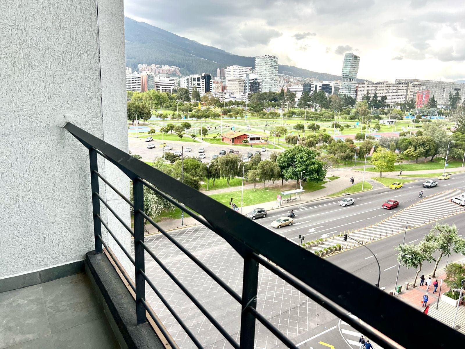 MV- Sector la Carolina, En Venta Loft amoblado 64 m2, con balcón y Vista Edificio US - 1