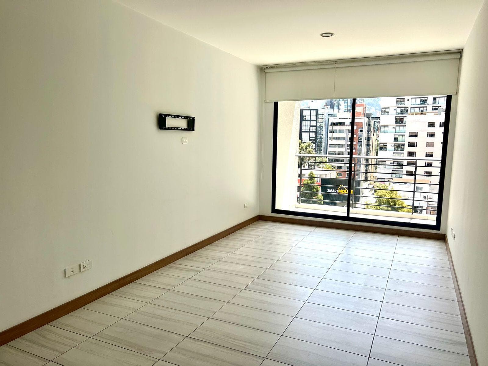 MV - SECTOR LA CAROLINA EN RENTA DPTO 2D CON BALCON EDIFICIO URIBE - 1