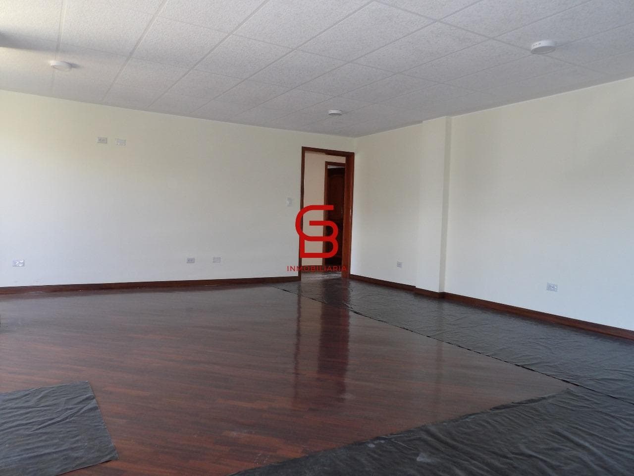 DEPARTAMENTO EN VENTA 3 DORMITORIOS - NAYÓN - 1