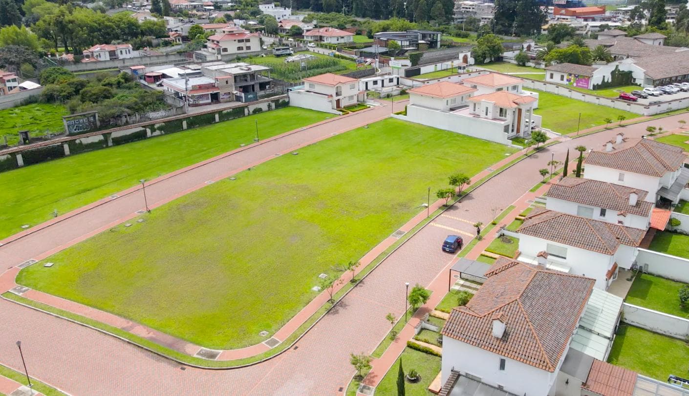 Terreno en Venta 258m2 Sector ESPE Santa Clara Sangolqui - 1