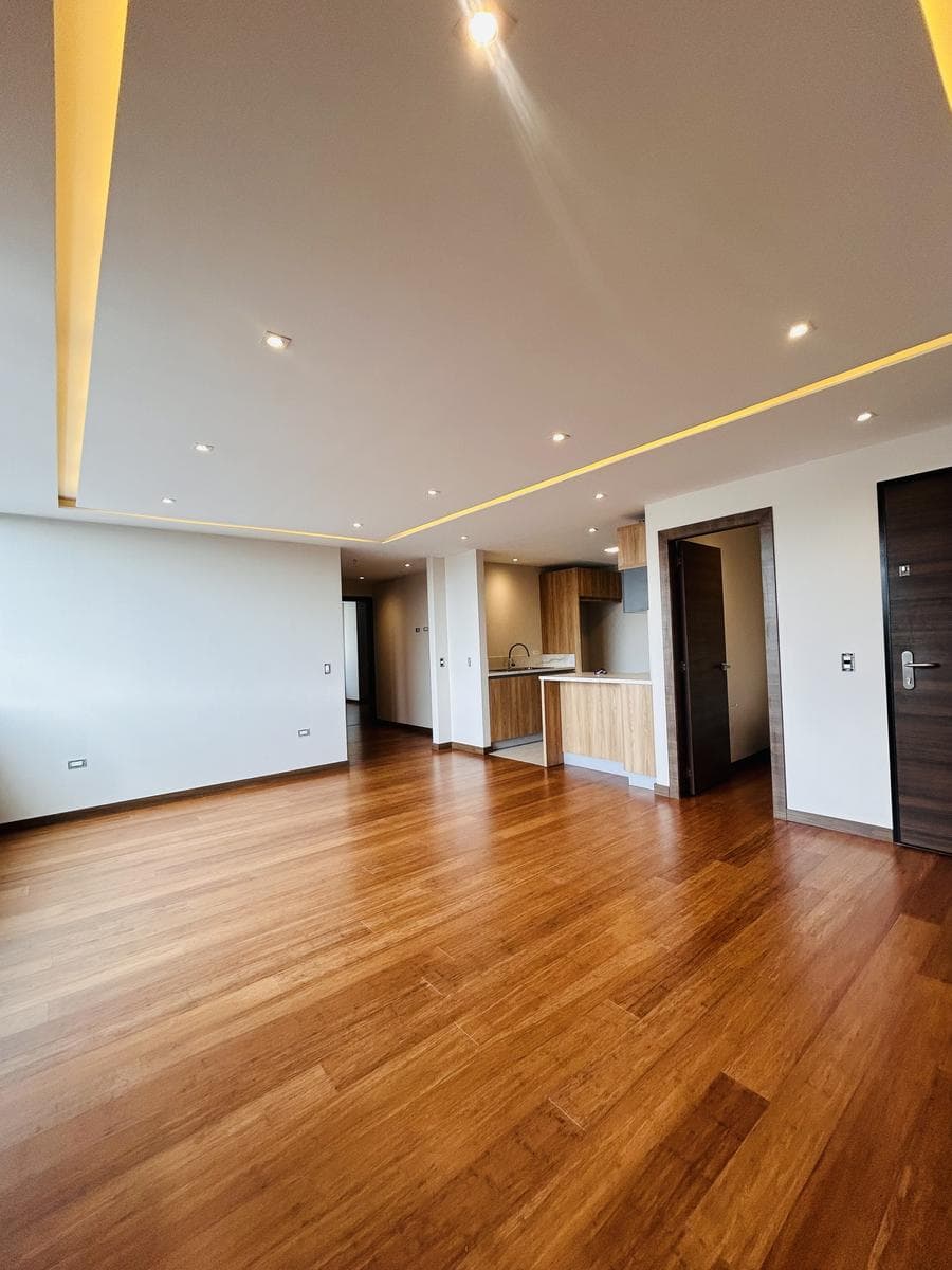 Departamento Nuevo en Venta Sector Quito Tenis - 1