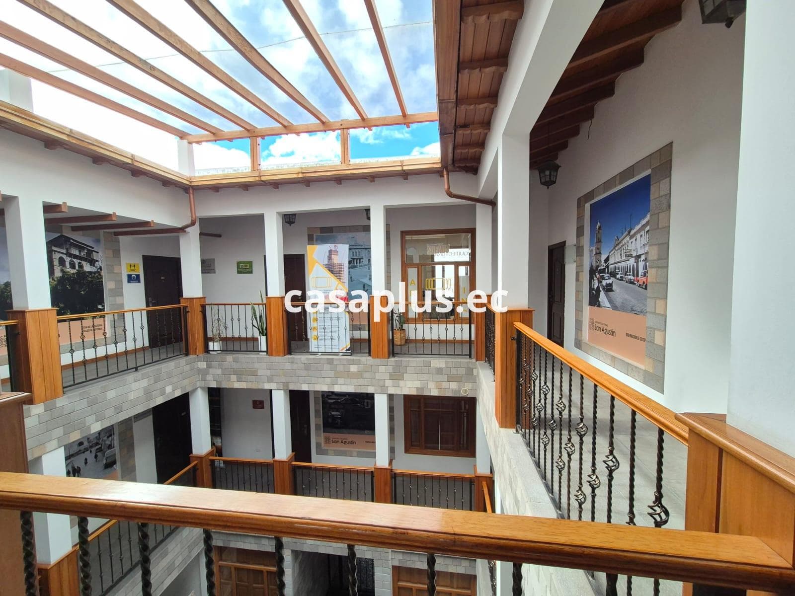 ARRIENDO OFICINAS EN EL CENTRO DE LATACUNGA - 1