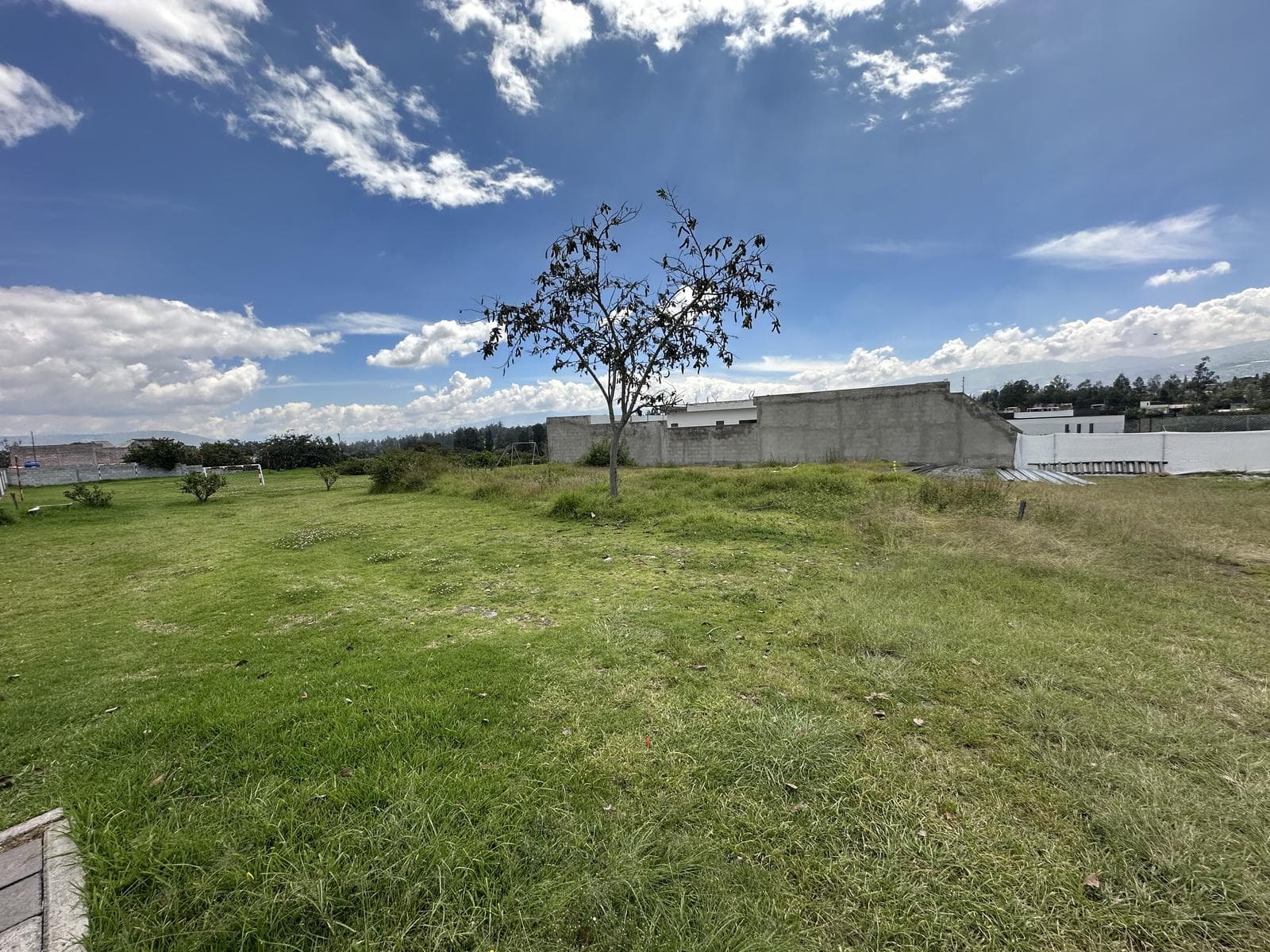 Terreno en Puembo dentro de Urbanizaciòn privada 439 mtrs2 plano - 1