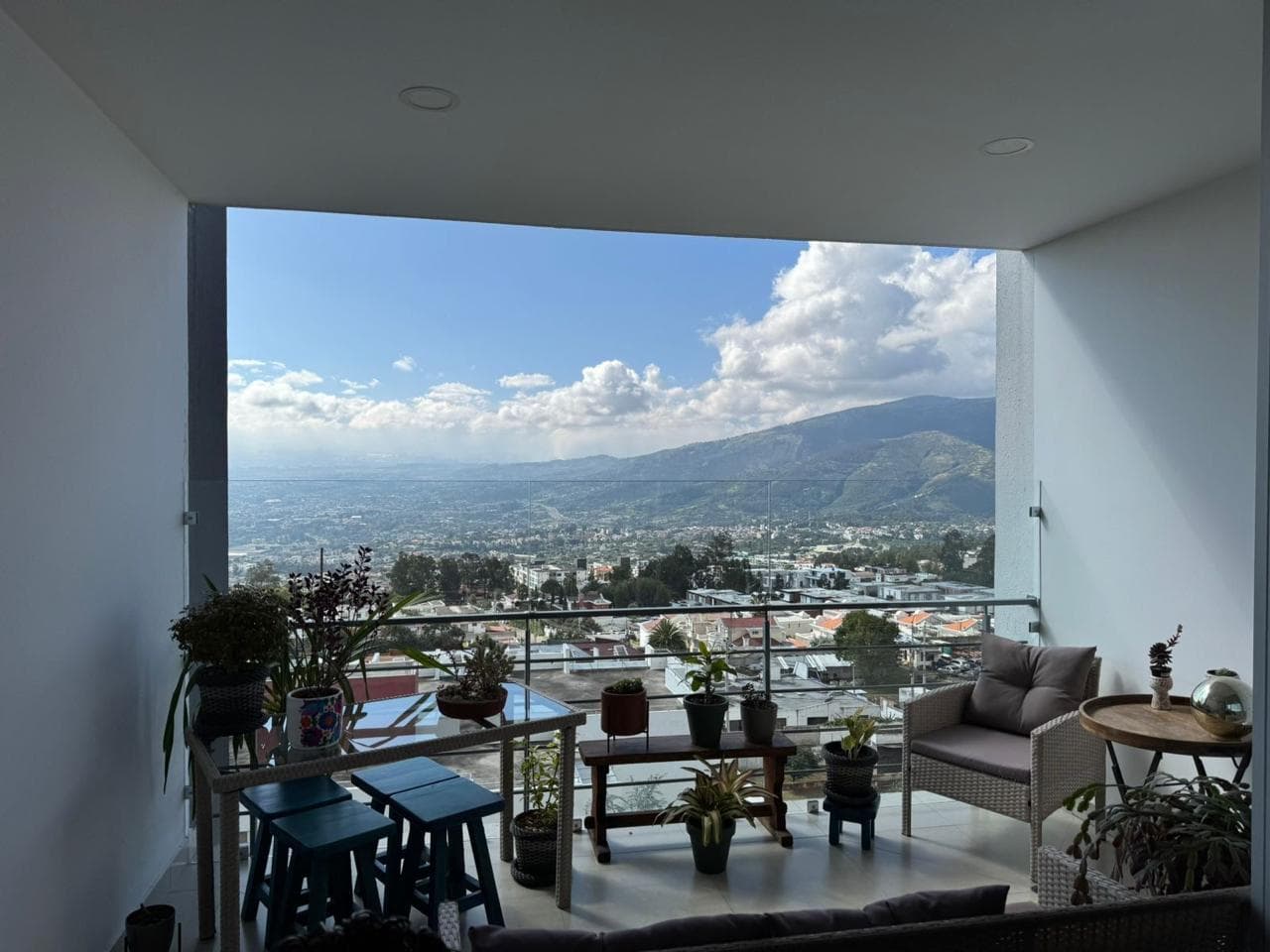 DEPARTAMENTO VENTA ESPECTACULAR VISTA.UBICACION ESTRATEGICA JS - 1