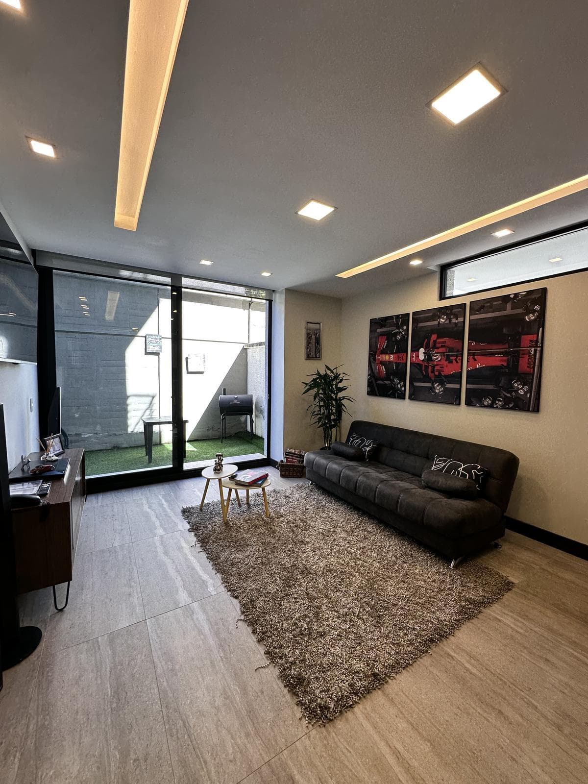 VENTA Suite con patio- González Suárez. CW - 1