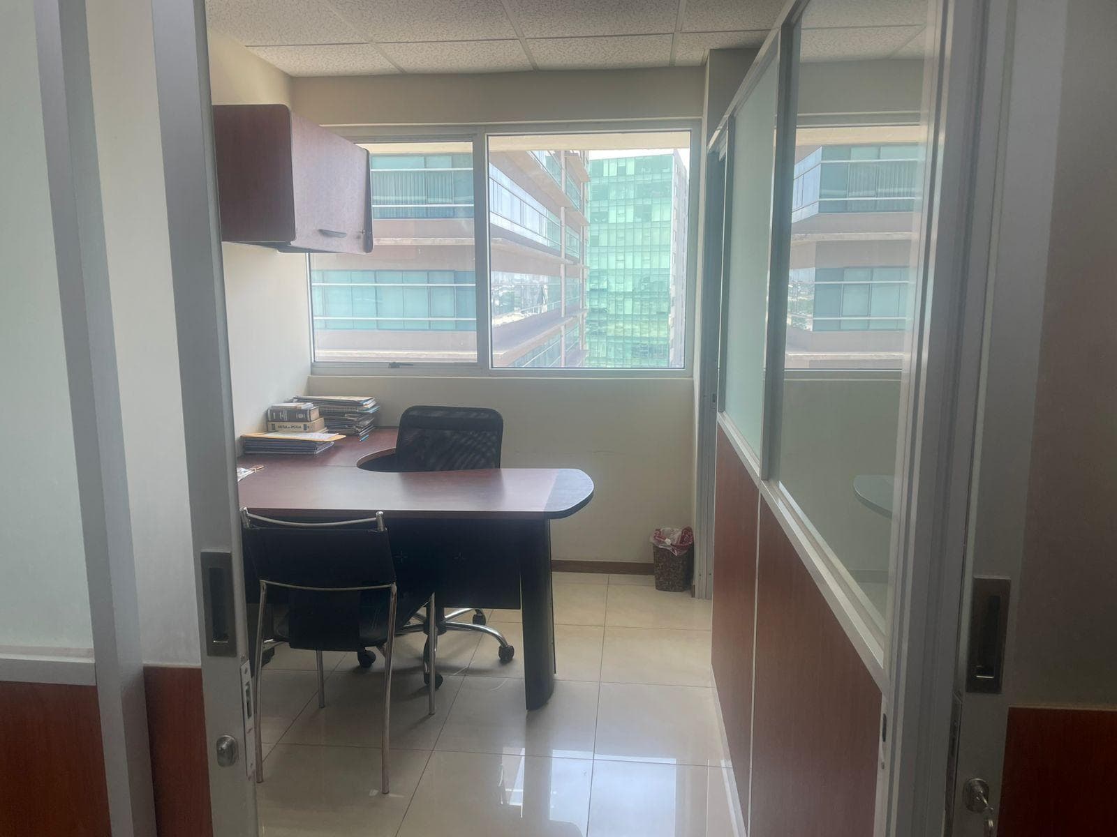 OFICINA EN VENTA - 1