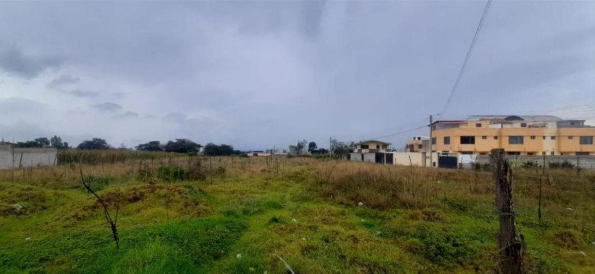 TERRENO EN VENTA EN CALDERON - 1