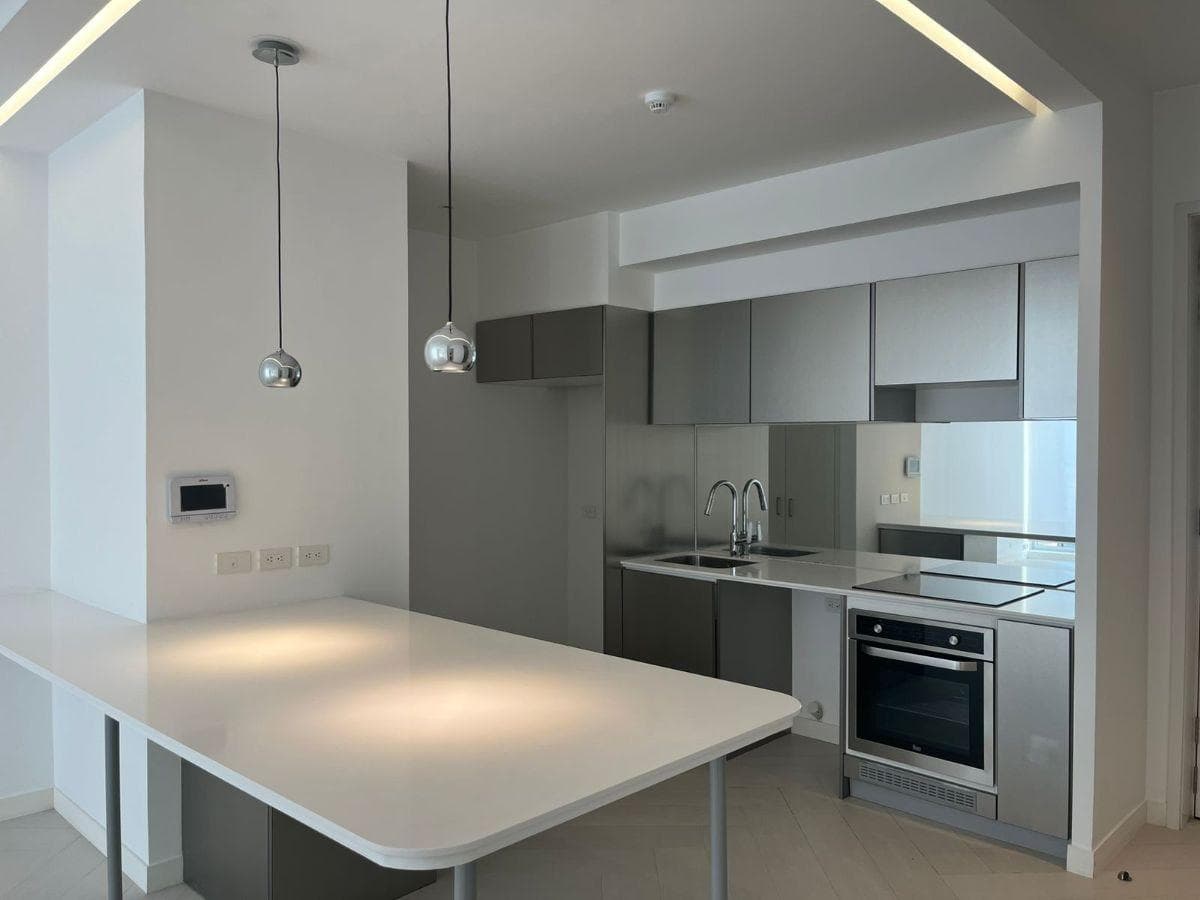 VENDO SUITE DE LUJO EN YOO CUMBAYA *MM - 1