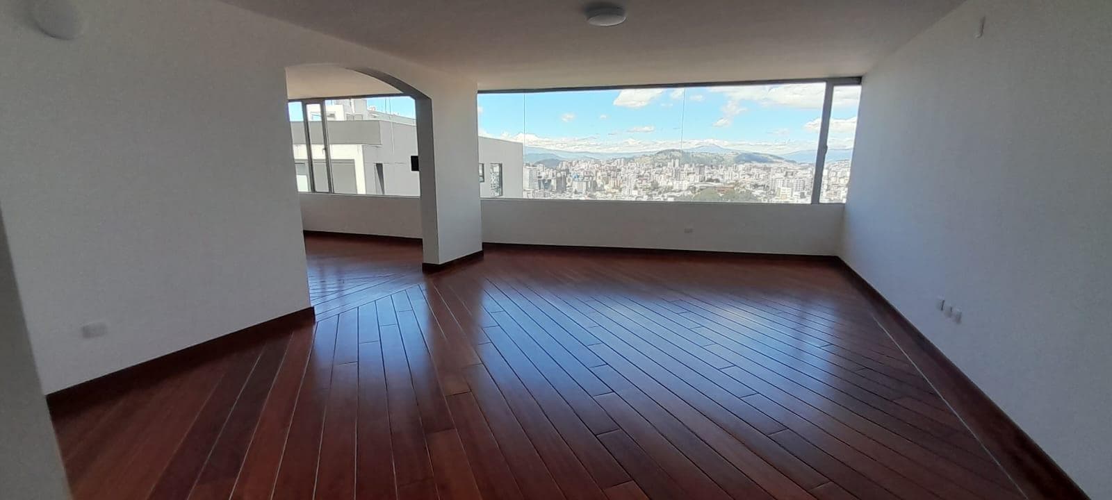 Departamento de venta en Quito Tenis - 1