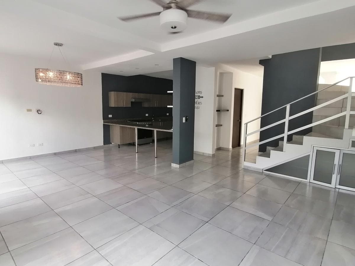 Casa en Venta en Cancun/Astoria/Queens - 1