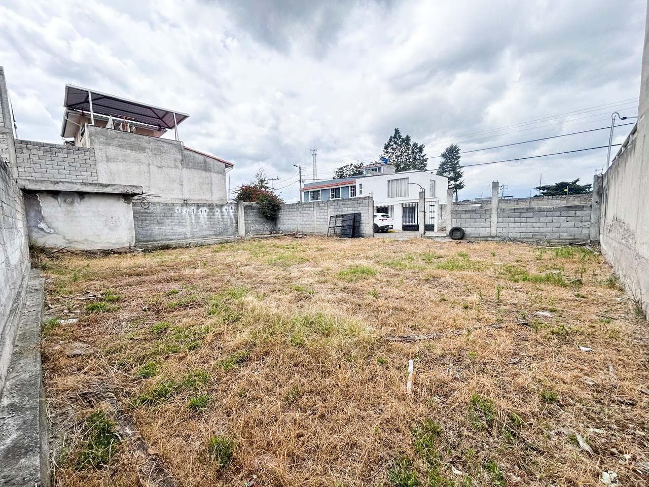 Venta de terreno sector Conocoto – cerca Administración Zonal del Valle - 1