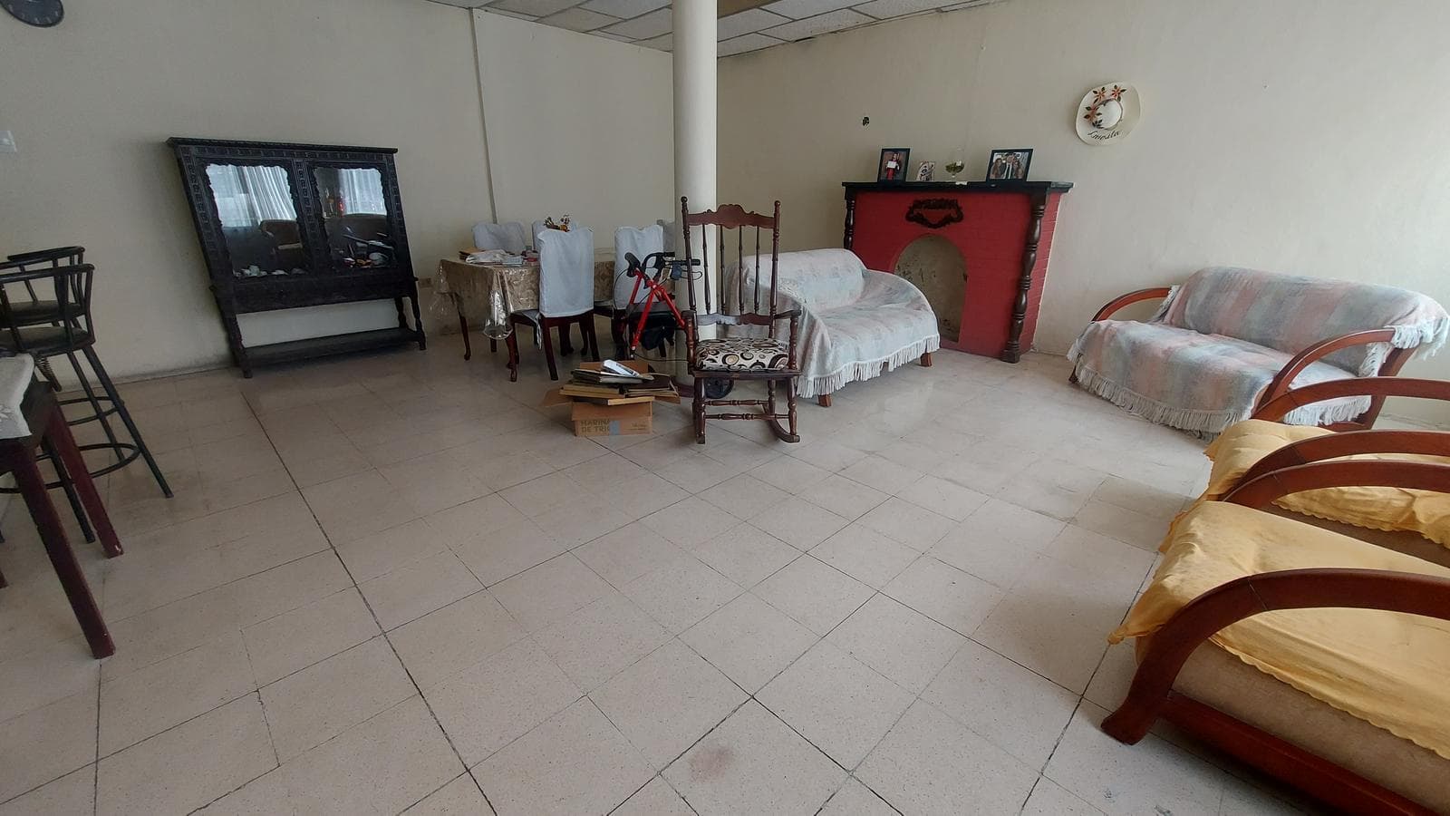 Venta de villa de una planta en Urdesa Norte - 1