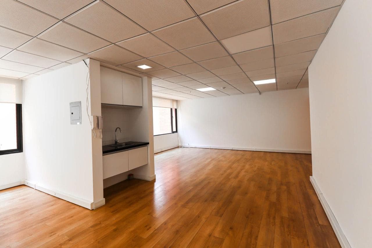 Oficina de renta/venta en La Coruña - 1