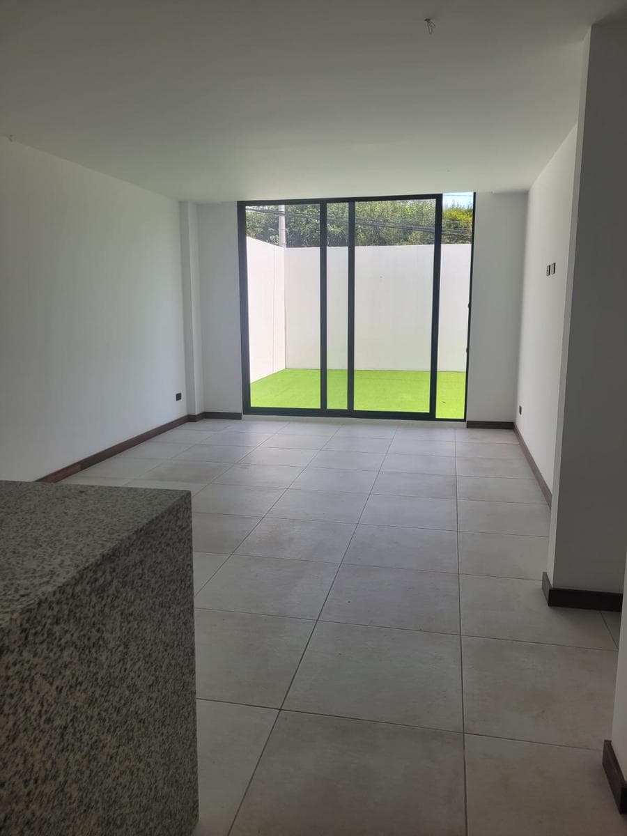 SAN JUAN - CUMBAYÁ, DEPARTAMENTO EN VENTA DE 90 M2 DE 2 DORMITORIOS - 1