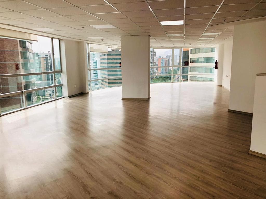RENTA EDIFICIO CORPORATIVO - 1
