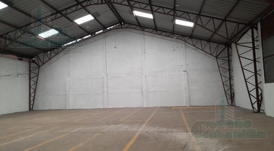 ALQUILER BODEGA SECTOR COGRA A POCOS METROS DE LA CARLOS JULIO AROSEMENA - 1