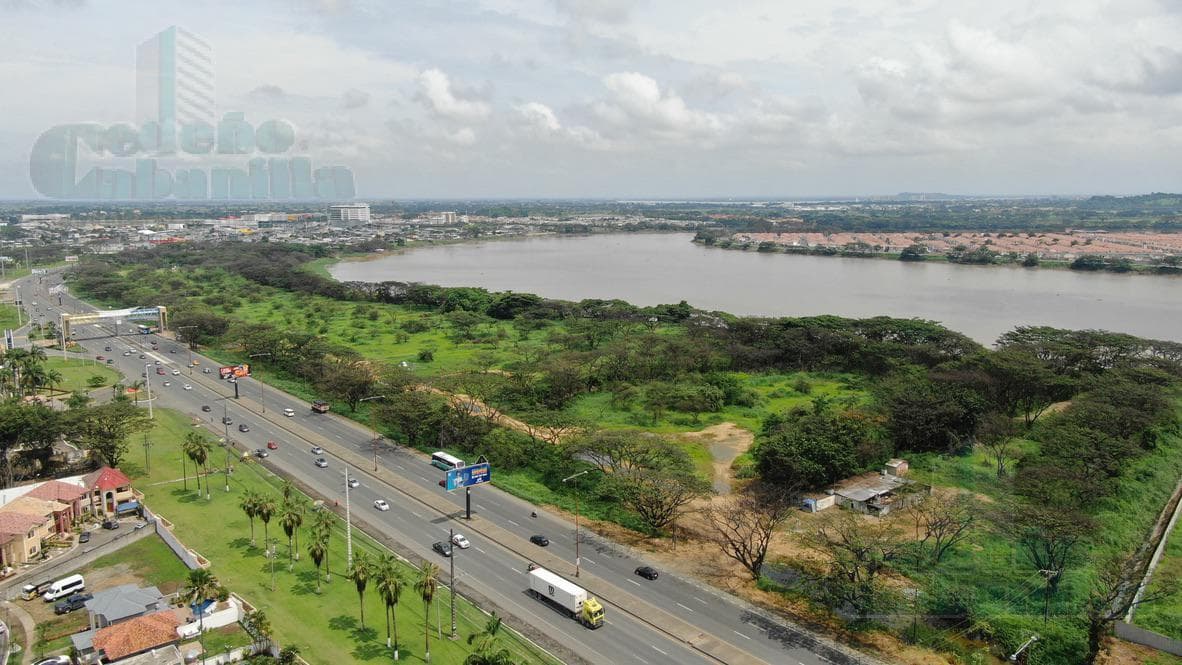 ALQUILER TERRENO VISTA AL RIO 3.000 METROS KM.14 AV. FEBRES CORDERO - 1