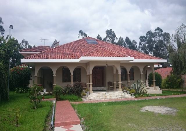 Hermosa  y Elegante casa en Challuabamba
