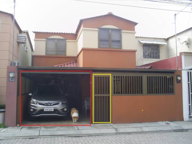 Vendo casa en la Joya etapa Rubi