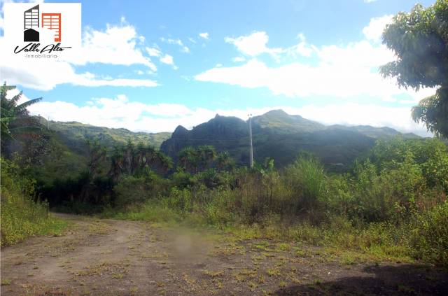 TERRENO VACACIONAL EN YUNGUILLA.