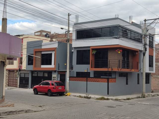 VENDO CASA RENTERA EN RIOBAMBA