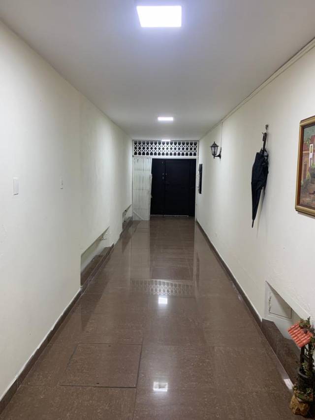 Vendo Casa 630m2 en Zona Comercial, Ciudad de Machala