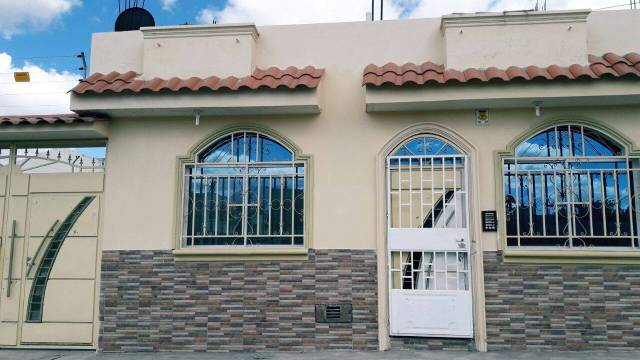 CASA EN OTAVALO POR EL SECTOR SAN JUAN