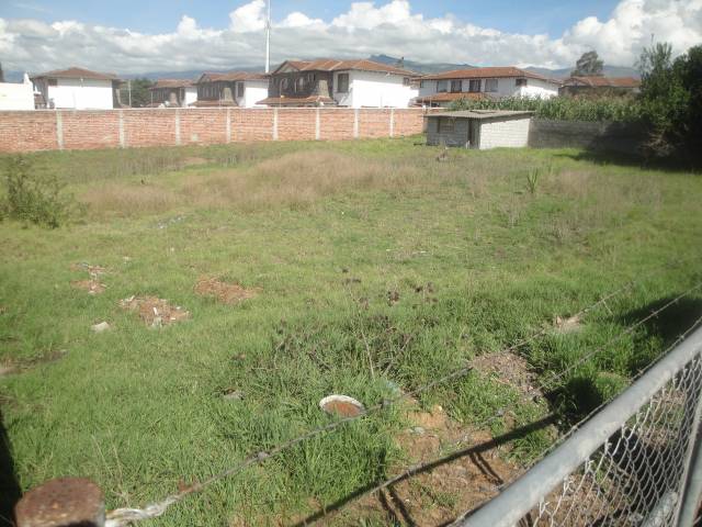 TERRENO EN VENTA EN TUMBACO