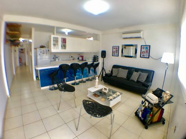 Departamento Centralmente Ubicado en Salinas Santa Elena de Venta