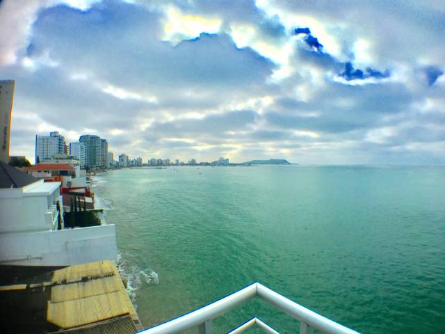 Alquilo Hermoso Dpto en Malecon de Salinas para Feriado 10 Agosto