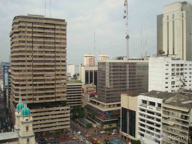 departamento penthouse centro guayaquil vista privilegiada al rio