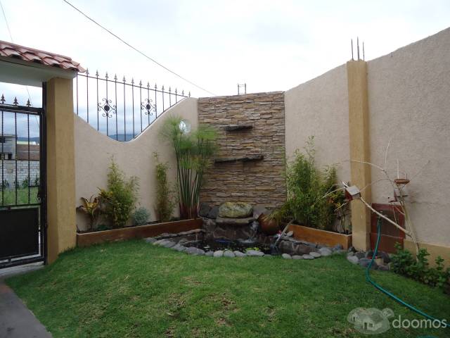 Bonita casa bien ubicada / Ambato / Entrada a Atahualpa