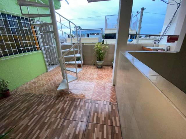 SE VENDE CASA RENTERA EN LA GARZOTA GUAYAQUIL